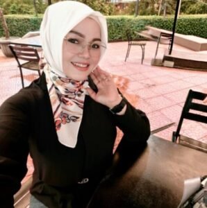 Ikon Srikandi Udara: YC1EBM Ajak Generasi Z Bogor Jajajaki Dunia Amatir Radio